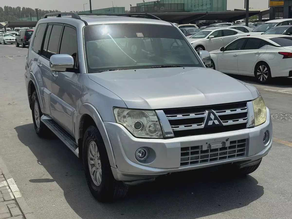 Mitsubshi pajero 2014 silver color fullopshin-6-6