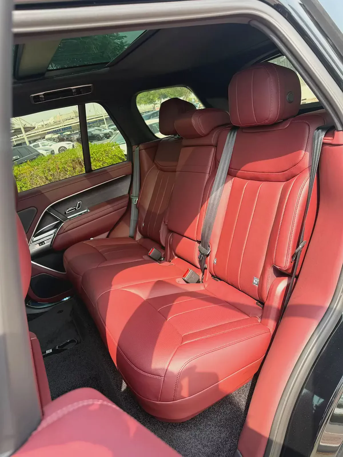 Land Rover Range Rover P400 SE 2025 - Canadian Specs - Brand New-13-13