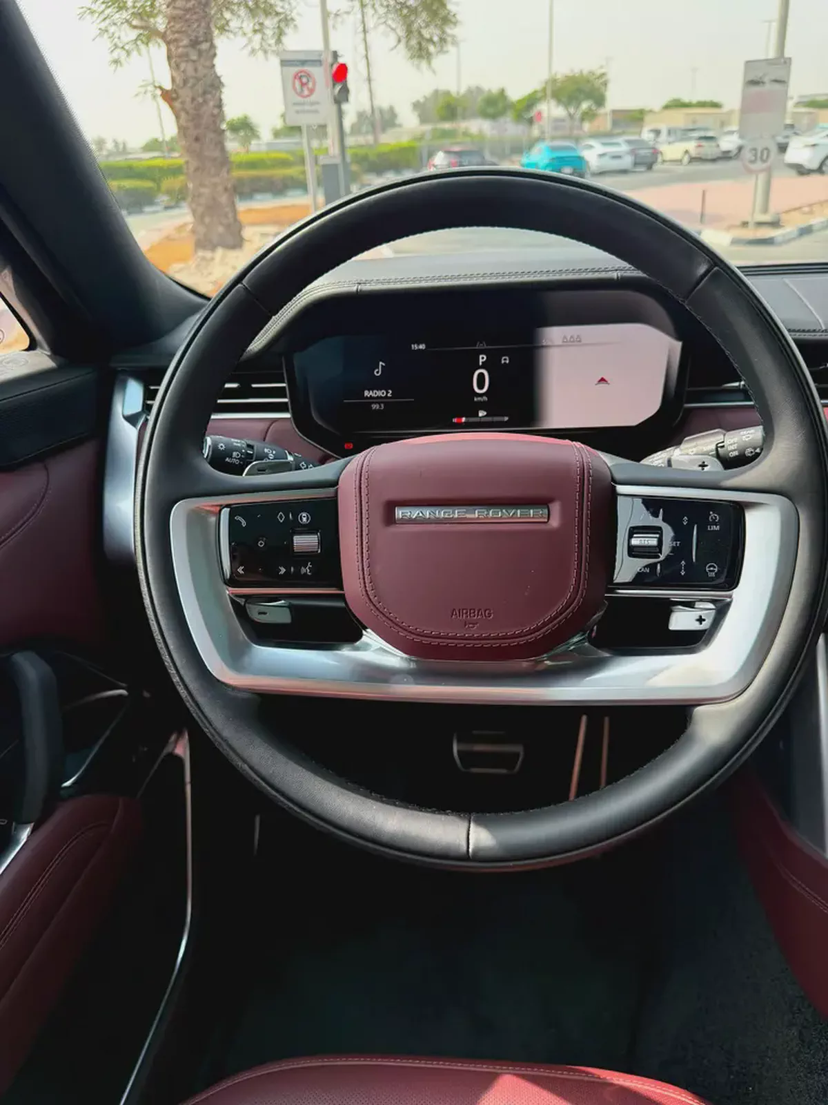 Land Rover Range Rover P400 SE 2025 - Canadian Specs - Brand New-7-7