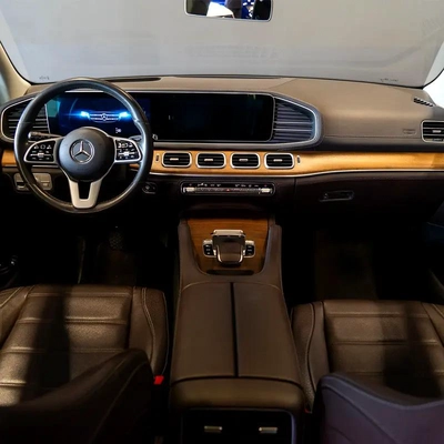 AED 3,257 p.m • 0% Downpayment • GLE 450 4Matic • 1 year warranty-3
