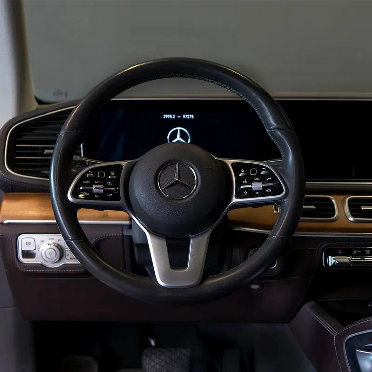 AED 3,257 p.m • 0% Downpayment • GLE 450 4Matic • 1 year warranty-9-9