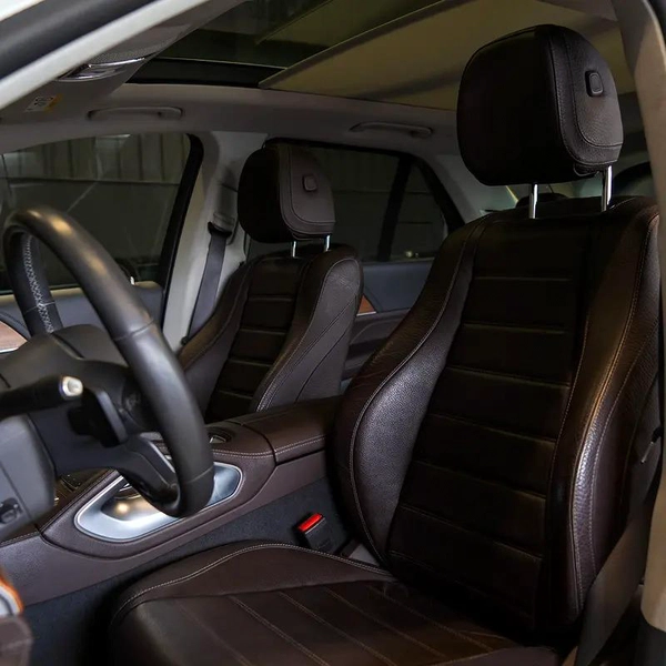 AED 3,257 p.m • 0% Downpayment • GLE 450 4Matic • 1 year warranty
