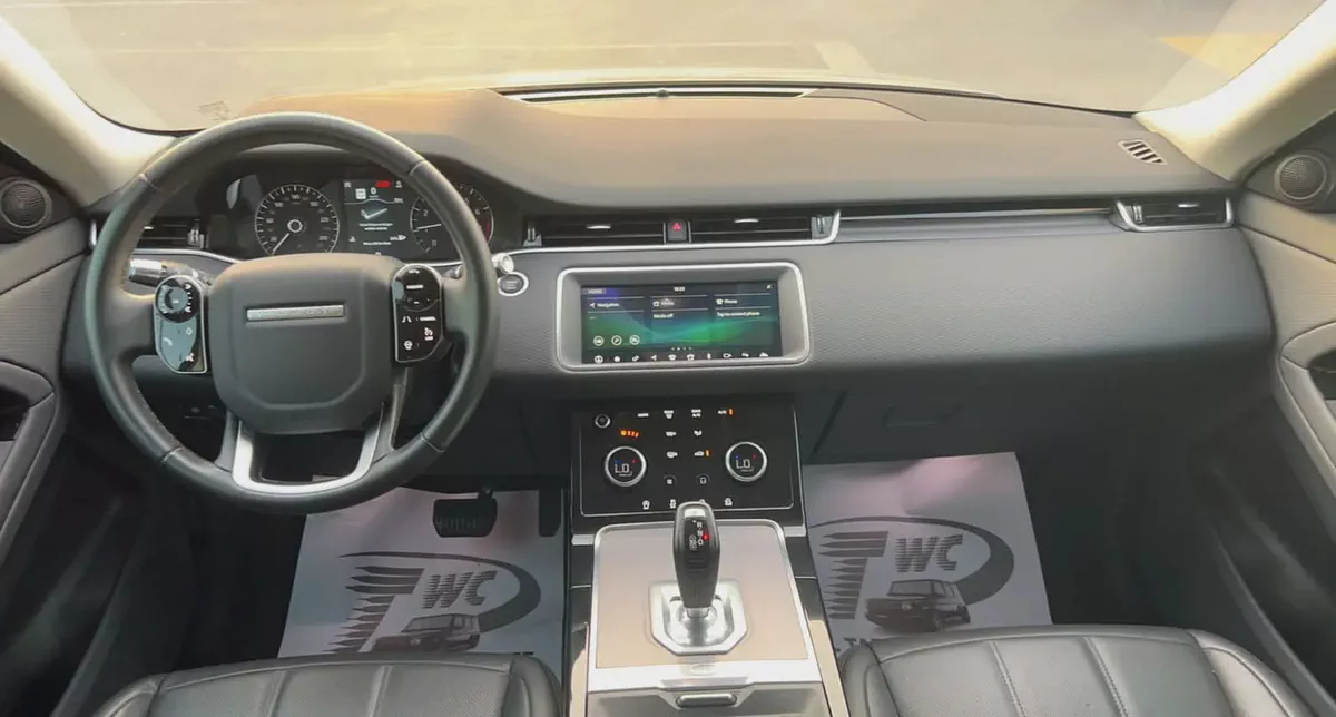 Range Rover Evoque-4-4