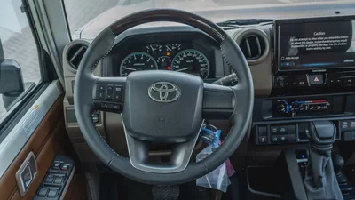 Toyota Land Cruiser 70 Series LC 76 4.0L LX 2026 GCC Specs-9