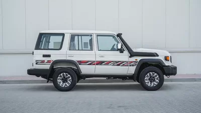Toyota Land Cruiser 70 Series LC 76 4.0L LX 2026 GCC Specs-2