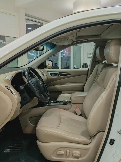 Nissan pathfinder SV 2017-5