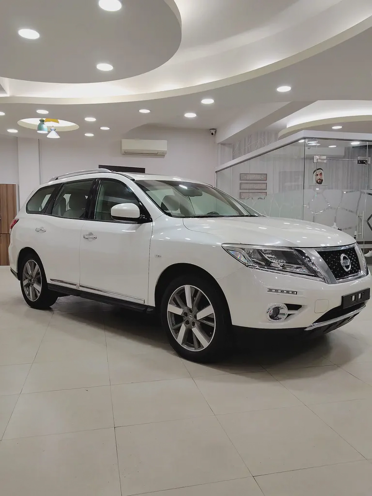Nissan pathfinder SV 2017-1-1