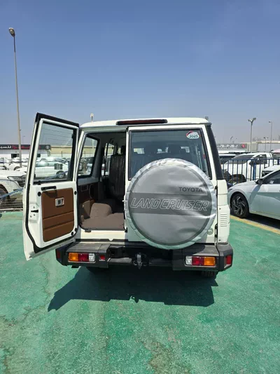 2026 Toyota Land Cruiser 76 Hardtop LX Full Option-1
