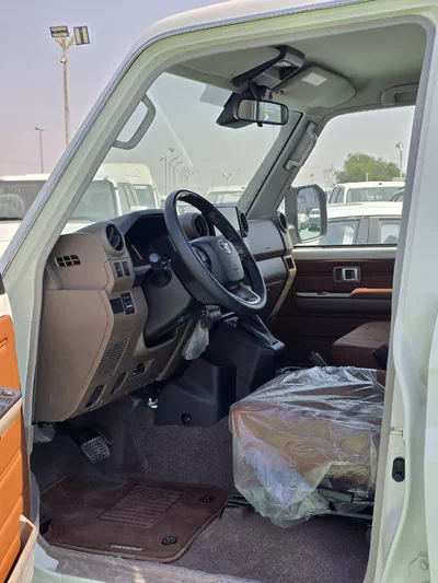2026 Toyota Land Cruiser 76 Hardtop LX Full Option-7