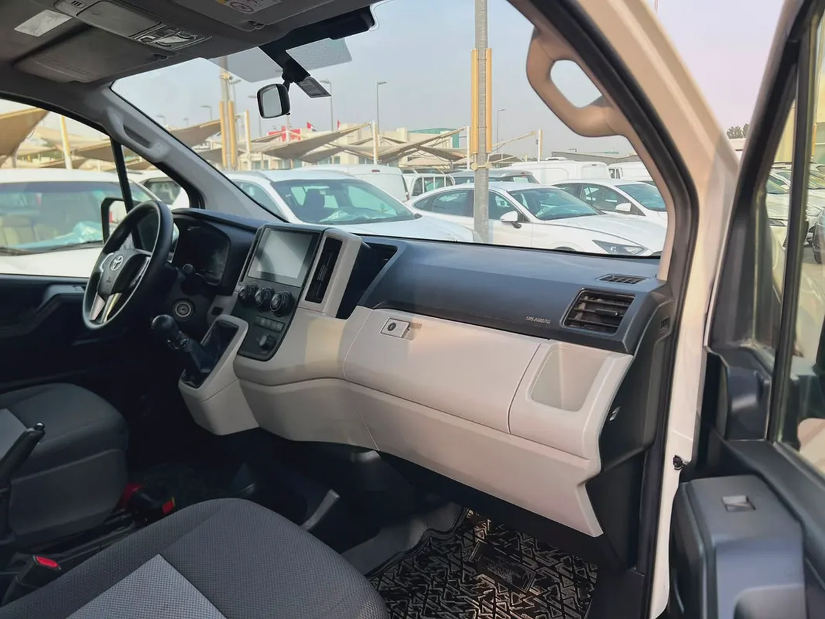 2025 Toyota Hiace | 13 Seats | Manual | petrol | Ref#1144-9-9