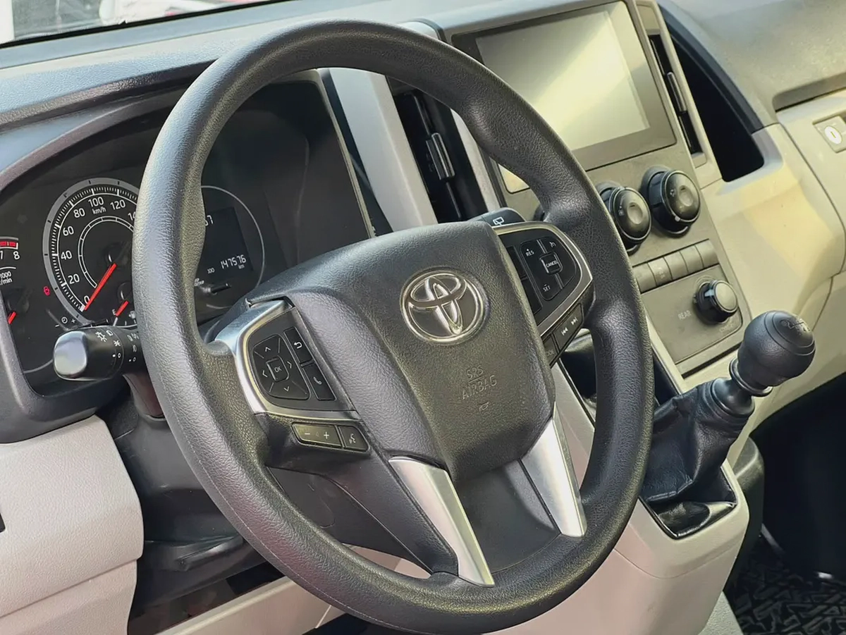 2025 Toyota Hiace | 13 Seats | Manual | petrol | Ref#1144-15-15