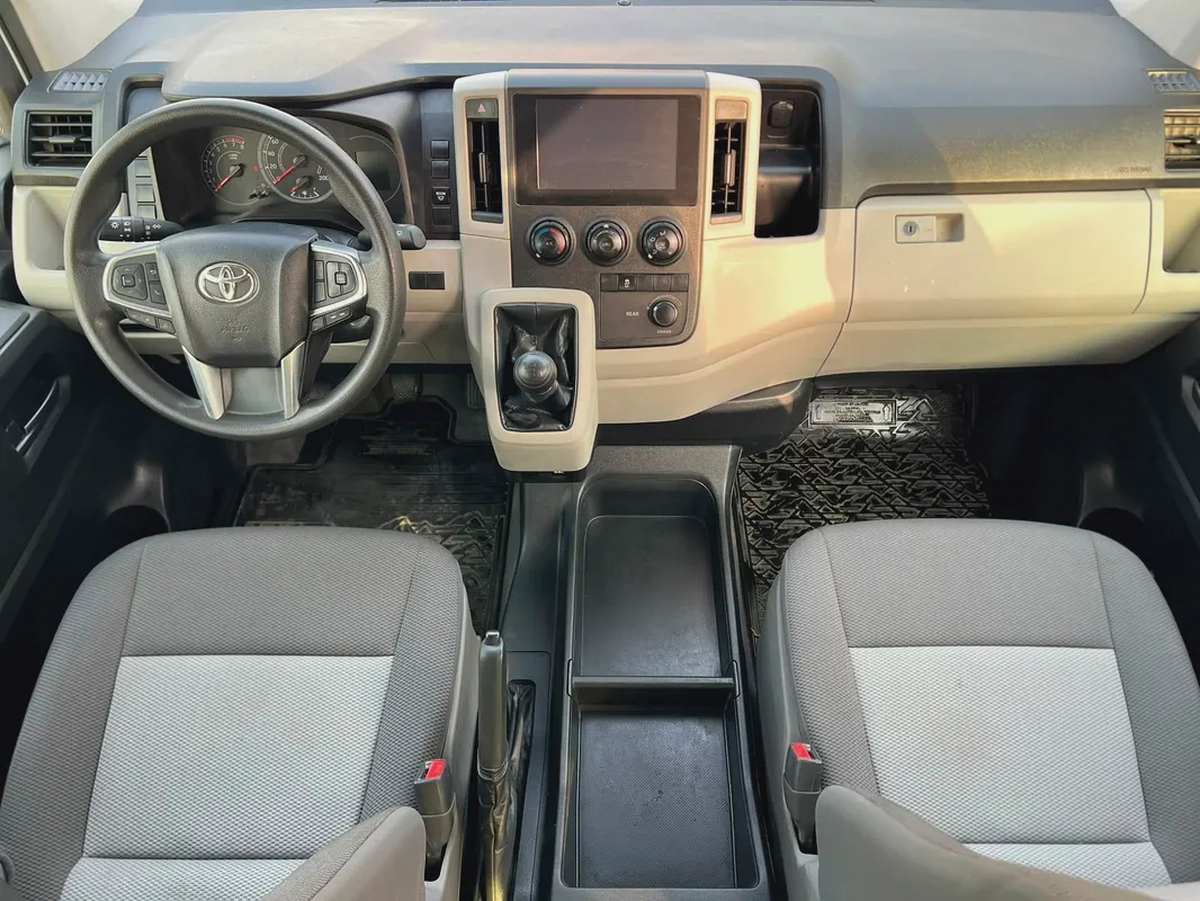 2025 Toyota Hiace | 13 Seats | Manual | petrol | Ref#1144-6-6