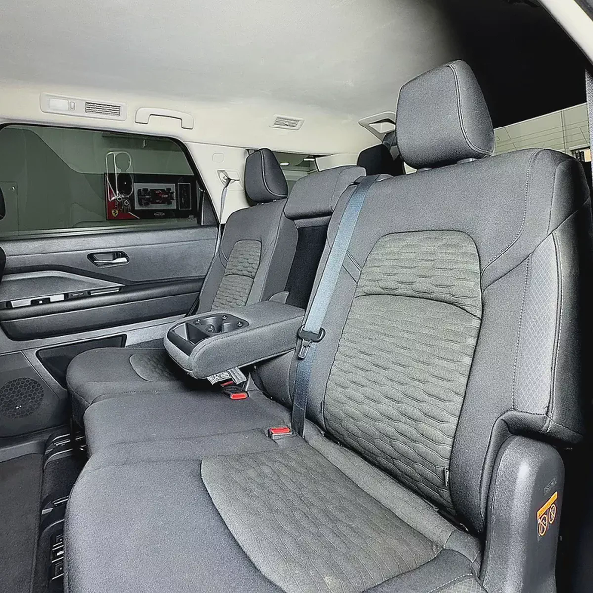 2022 Nissan Pathfinder SV-10-10