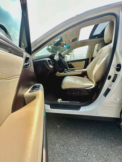 2100/-AED EMI RX-350 FSPORT 2017 4X4 ||GCC Specs||V Shape ||Agency Maintained-9