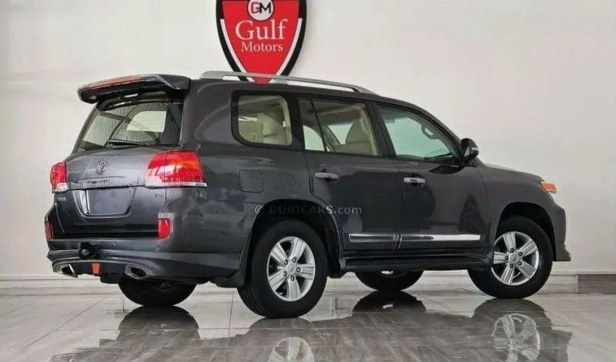 Toyota Land Cruiser GXR V6 4.0L-6CYL - EXCELLENT CONDITION - BANK FINANCE --3-0