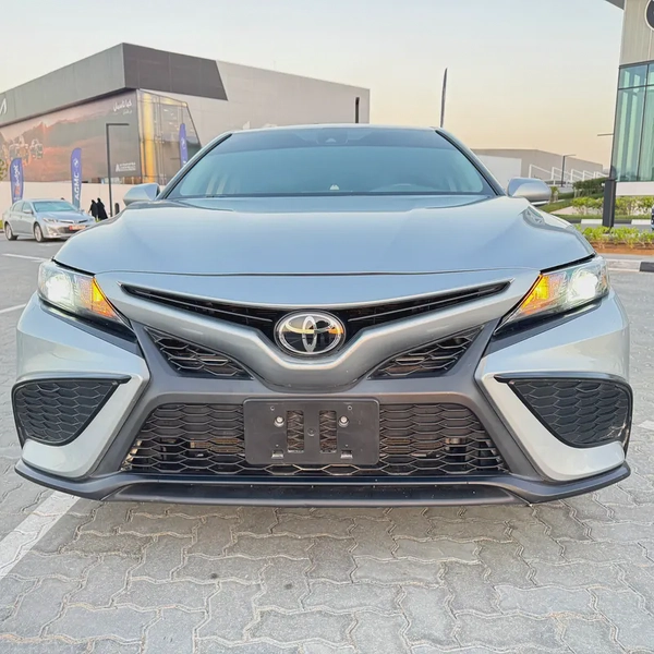 2024 Toyota Camry SE - American Specs