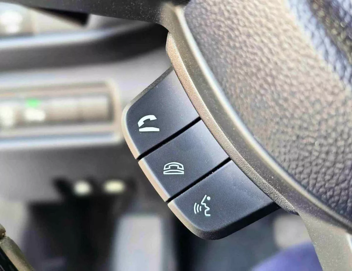 Suzuki Swift GLX SUZUKI SWIFT GLX HYBRID || RADAR | PETROL AT 1.2L V4 (CODE # SWGLXFOH) GRAY 2026-23-0
