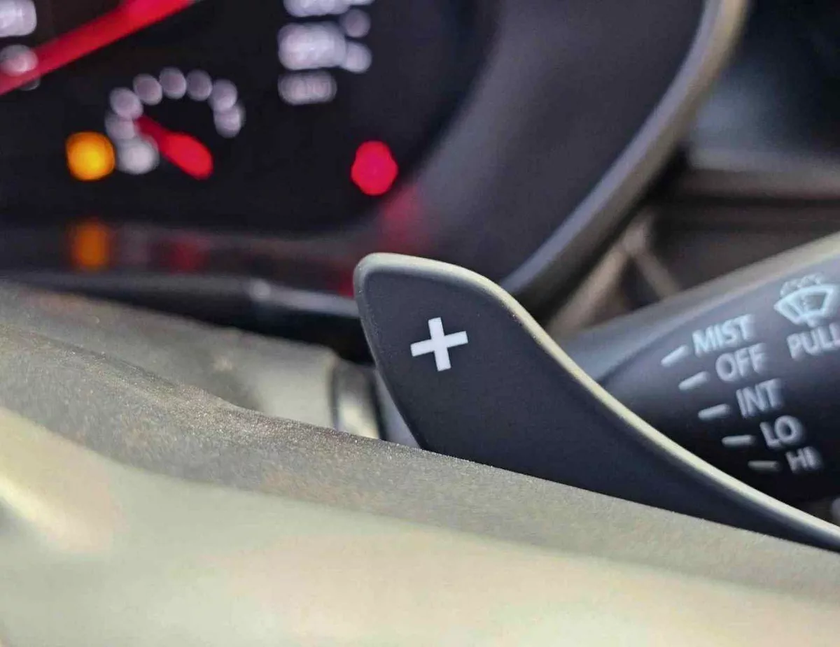 Suzuki Swift GLX SUZUKI SWIFT GLX HYBRID || RADAR | PETROL AT 1.2L V4 (CODE # SWGLXFOH) GRAY 2026-24-0