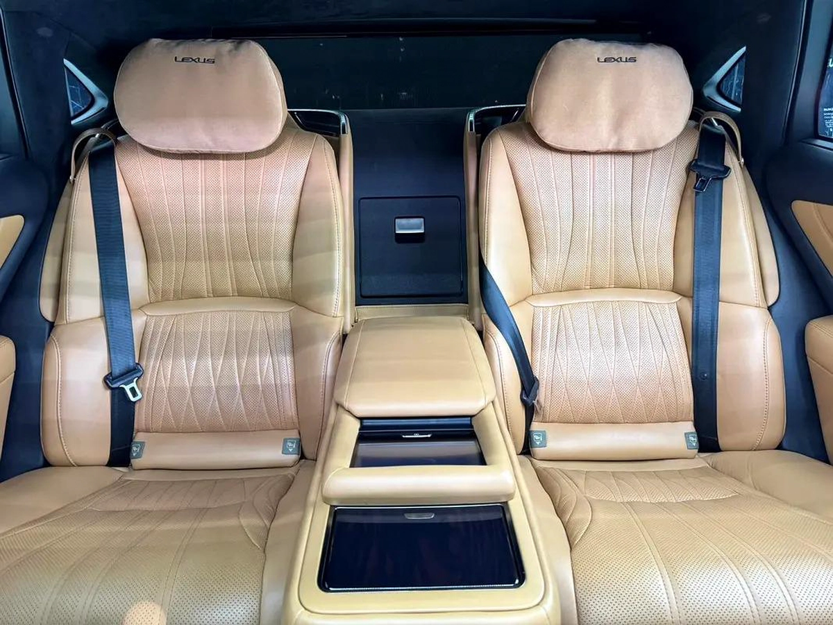 Lexus LS 500 2022 | Well Maintained | GCC Specs | GCC | Pristine Condition-18-18