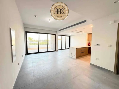 READY TO MOVE // BRAND NEW 3BR+ MAID VILLA-0