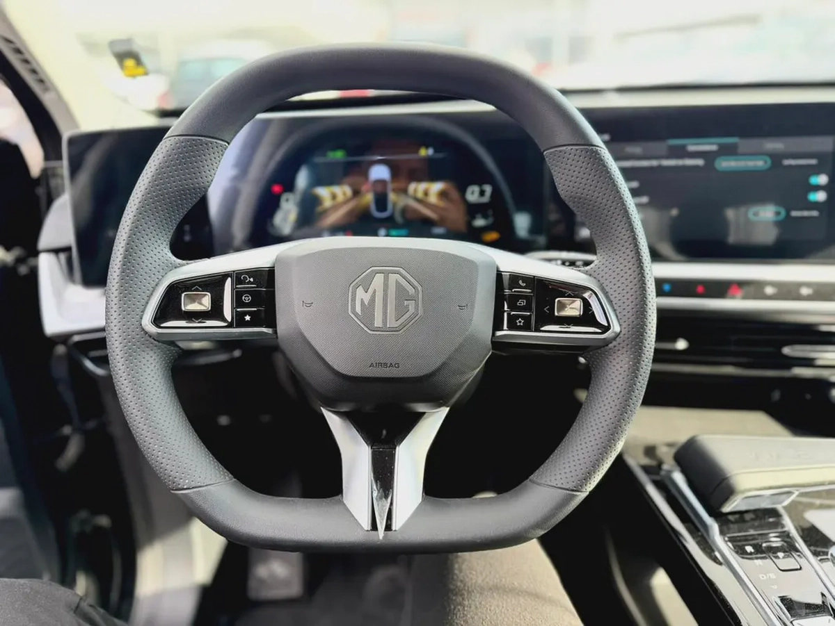 MG One 2024 STD  - Compact SUV-8-8