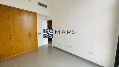 Modern 1BHK with Gorgeous Poolview – Perfect Spot-9