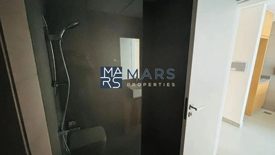 Modern 1BHK with Gorgeous Poolview – Perfect Spot-12