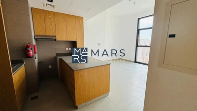 Modern 1BHK with Gorgeous Poolview – Perfect Spot-15
