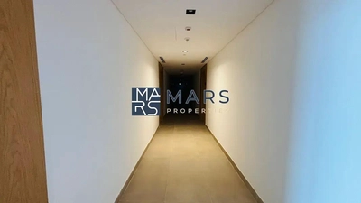 Modern 1BHK with Gorgeous Poolview – Perfect Spot-1