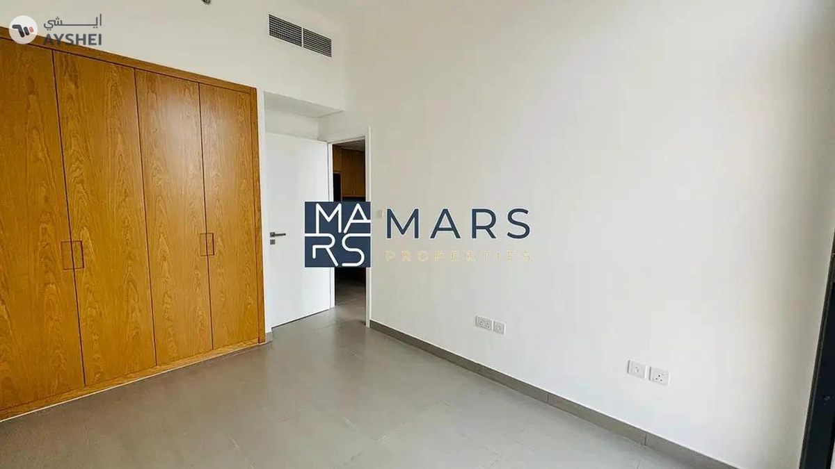 Modern 1BHK with Gorgeous Poolview – Perfect Spot-9-9