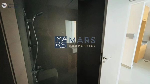 Modern 1BHK with Gorgeous Poolview – Perfect Spot