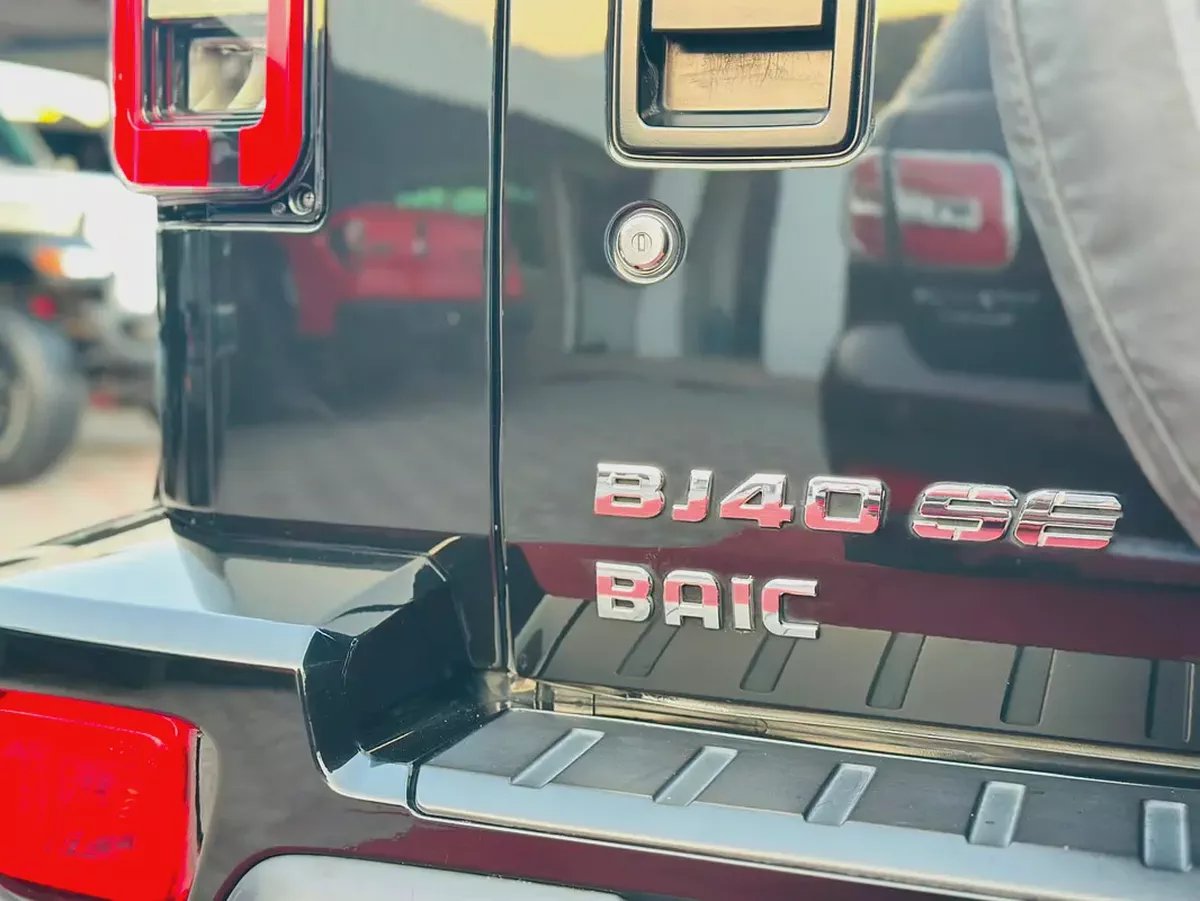 بايك BJ40 SE موديل 2023 – مواصفات خليجية - مفتاحين وكالة– لون أسود-7-7