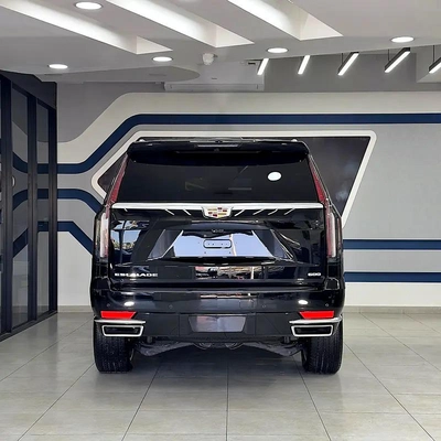 2024 Cadillac Escalade Premium Luxury-7