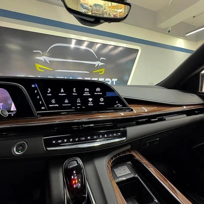 2024 Cadillac Escalade Premium Luxury-2