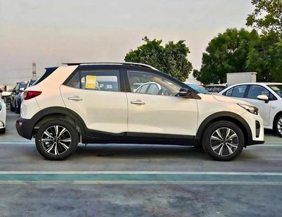 Kia KX1 DUAL TONE/1.4L PETROL/CVT WITH SUNROOF/CHROME HANDLE/ (CODE # KX1FT)-2