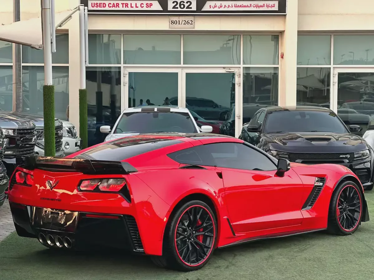 CHEVROLET CORVETTE C7 ZO6 GCC 2019 FULL OPTION ORIGINAL PAINT PERFECT CONDITION FULL SERVICE HISTORY-2-2