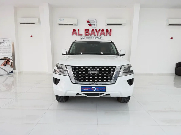 نيسان باترول LE 400 محول من داخل فل اوبشن  ابيض / زعفراني 2020 خليجي