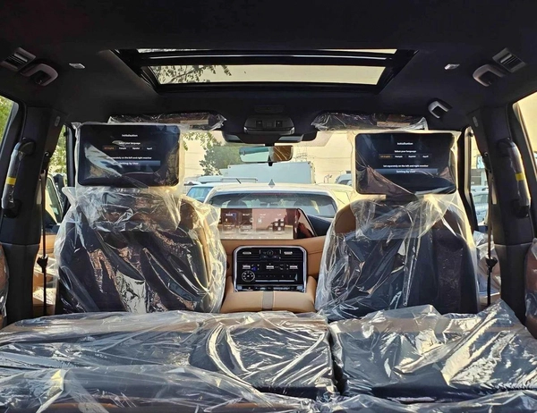 Nissan Patrol LE PLATINUM TWIN TURBO /FULL OPTION WITH RR ENTERTAINMENT SCREEN (CODE # LE PLATINUM)