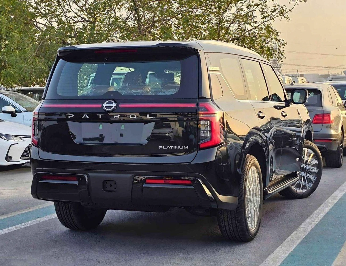 Nissan Patrol LE PLATINUM TWIN TURBO /FULL OPTION WITH RR ENTERTAINMENT SCREEN (CODE # LE PLATINUM)-15-15