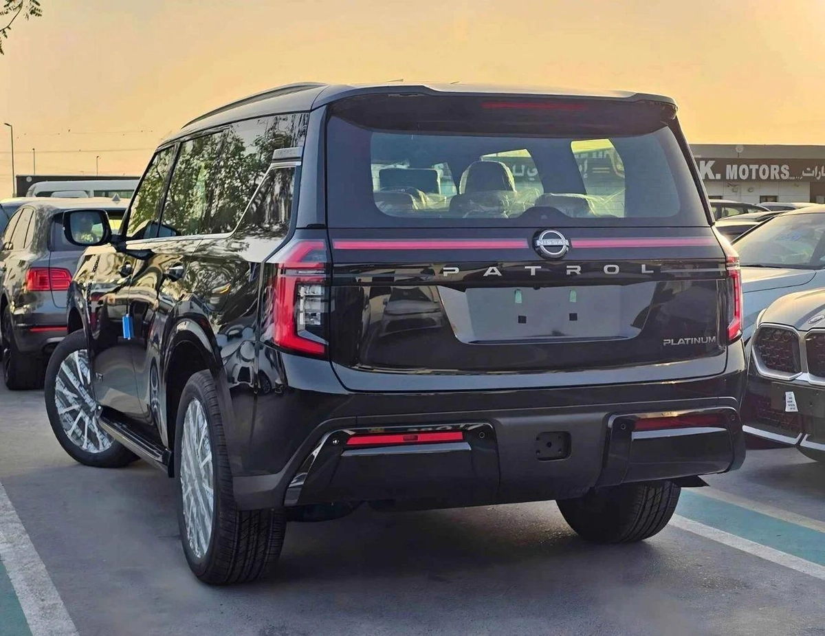 Nissan Patrol LE PLATINUM TWIN TURBO /FULL OPTION WITH RR ENTERTAINMENT SCREEN (CODE # LE PLATINUM)-3-3