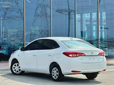 TOYOTA YARIS 2022 1.5L GCC (580/-MONTHLY)-3