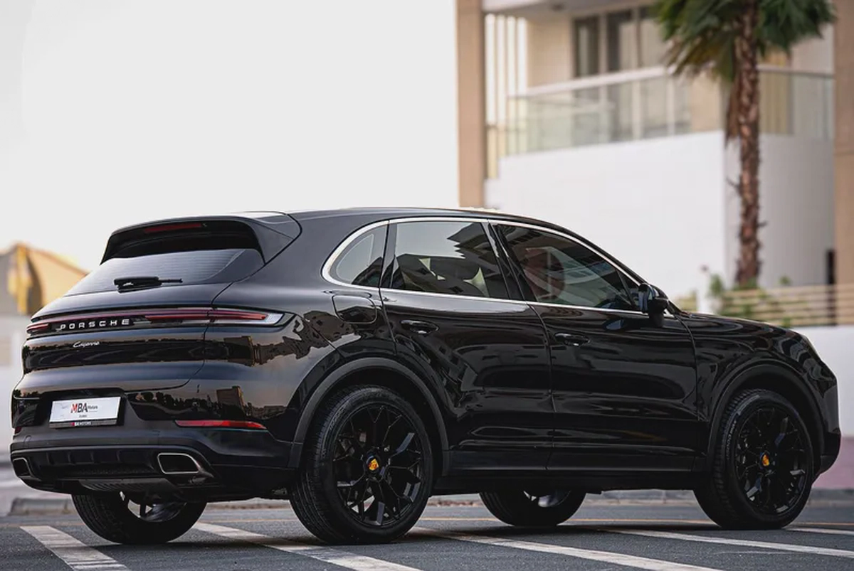 2024 | Porsche Cayenne | Low Mileage | One Year Warranty | Standard |-3-3