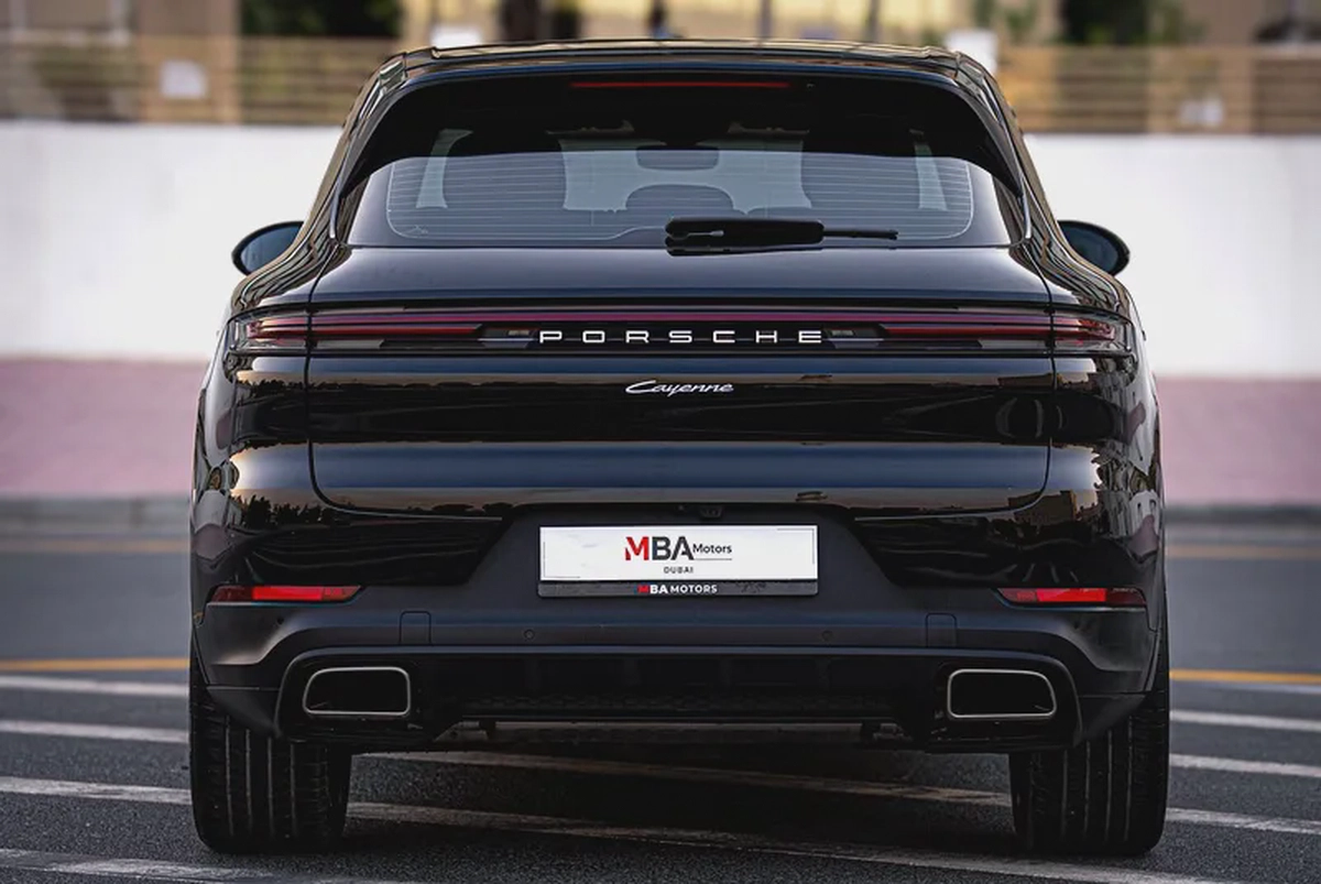 2024 | Porsche Cayenne | Low Mileage | One Year Warranty | Standard |-4-4