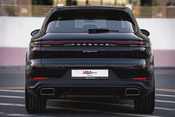 2024 | Porsche Cayenne | Low Mileage | One Year Warranty | Standard |