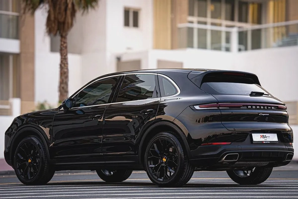 2024 | Porsche Cayenne | Low Mileage | One Year Warranty | Standard |