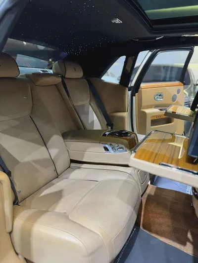 Pristine 2015 Rolls-Royce Ghost | GCC Specs | Low Mileage-16