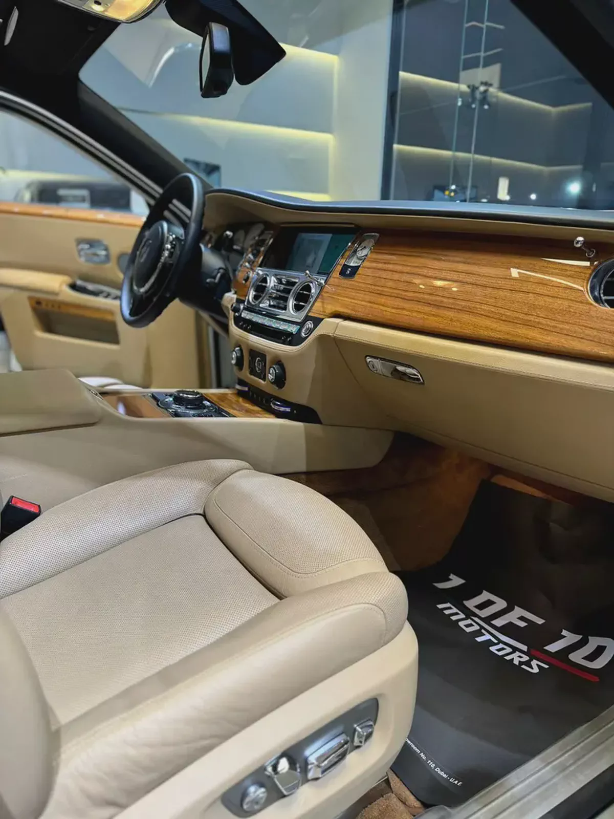 Pristine 2015 Rolls-Royce Ghost | GCC Specs | Low Mileage-7-7
