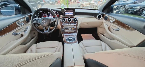Mercedes-Benz C300 4Matic 2019 - American Specs - GCC Car