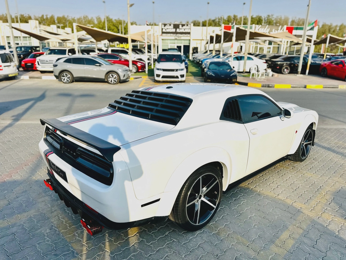 2021 Dodge Challenger SXT-5-5