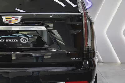 2025 - Cadillac Escalade Sport Platinum V8 for 444,000.00 AED-6